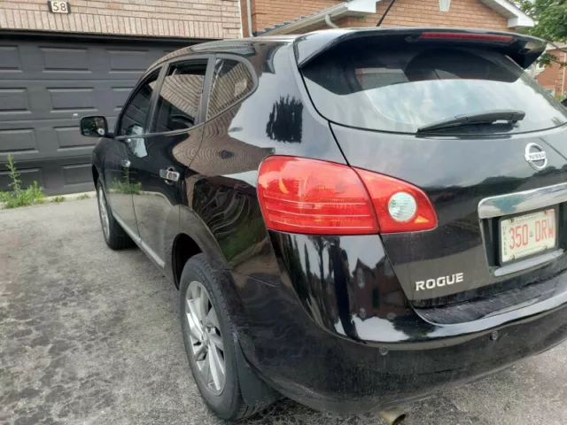 2013 Nissan Rouge Accident free and Certified