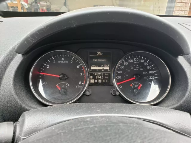 2013 Nissan Rouge Accident free and Certified